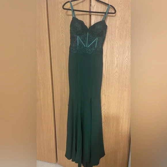 Dresses | Emerald Green Prom Dress Xxs | Poshmark